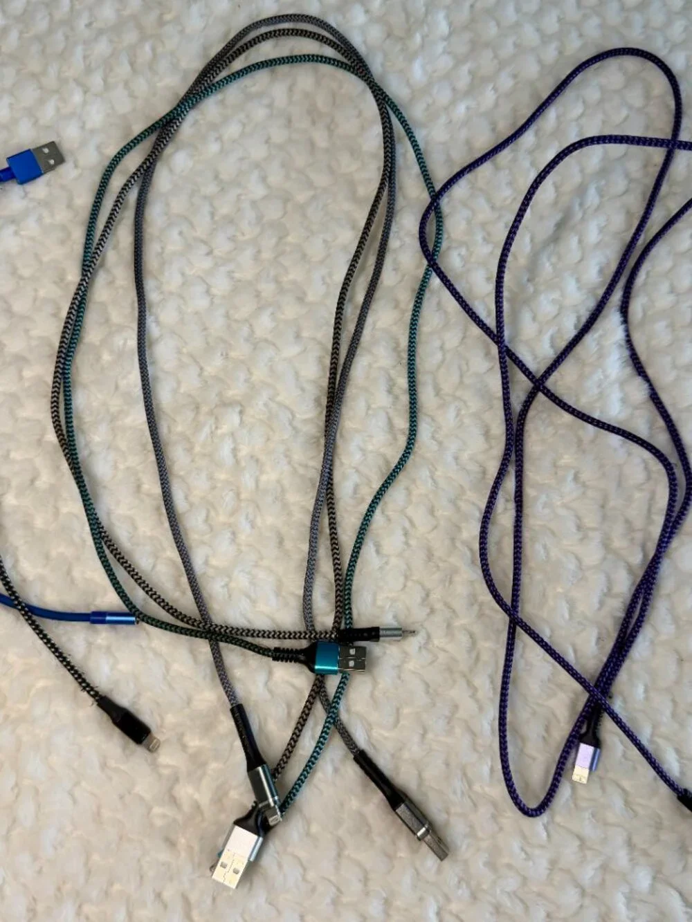 Assorted iPhone Lightning Cable Lot (6)